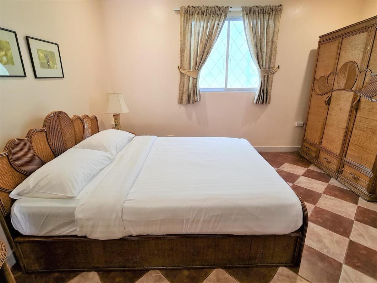 Butterfly Garden Boutique Residence By Luxury View Ex Lg Apts And Villas, A Lifestyle Destination 1 To 3 Bedroom Units 110 To 190 Sqmtr, 2 Full Bathrooms, Rain Shower, Complete Kitchen, Free Fast Fiber Wifi, 55" Smart Tvs, 24-7 Staff, Spa Bath, Free Pattaya Exterior photo