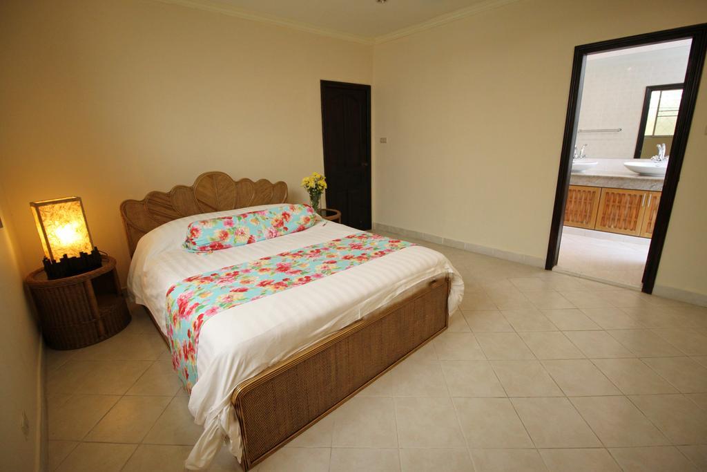 Butterfly Garden Boutique Residence By Luxury View Ex Lg Apts And Villas, A Lifestyle Destination 1 To 3 Bedroom Units 110 To 190 Sqmtr, 2 Full Bathrooms, Rain Shower, Complete Kitchen, Free Fast Fiber Wifi, 55" Smart Tvs, 24-7 Staff, Spa Bath, Free Pattaya Exterior photo