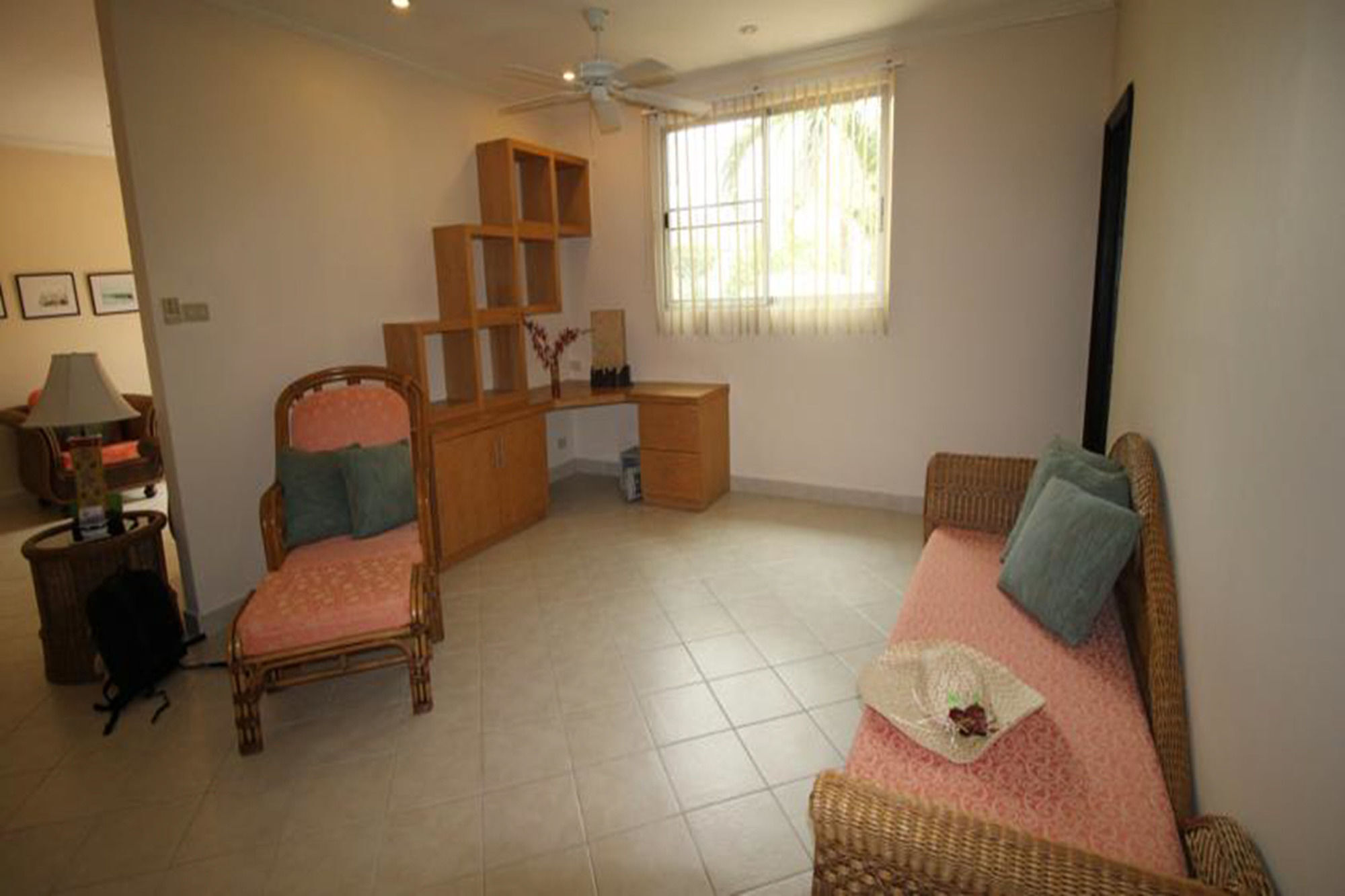 Butterfly Garden Boutique Residence By Luxury View Ex Lg Apts And Villas, A Lifestyle Destination 1 To 3 Bedroom Units 110 To 190 Sqmtr, 2 Full Bathrooms, Rain Shower, Complete Kitchen, Free Fast Fiber Wifi, 55" Smart Tvs, 24-7 Staff, Spa Bath, Free Pattaya Exterior photo